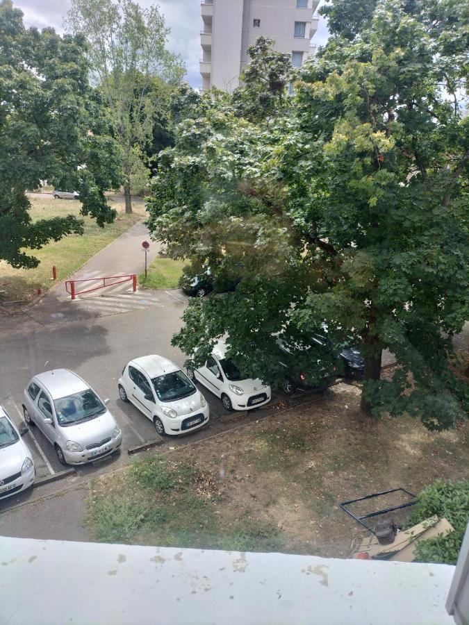 Joli Appartement Proche Metro Ліон Екстер'єр фото