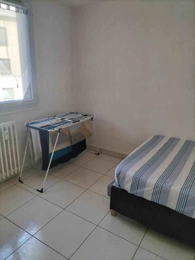 Joli Appartement Proche Metro Ліон Екстер'єр фото